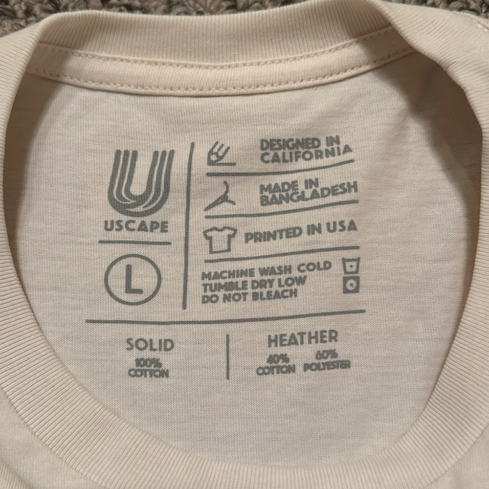 Colorado State University Rams cream colored long sleeve T-shirt - Picture 3 of 5